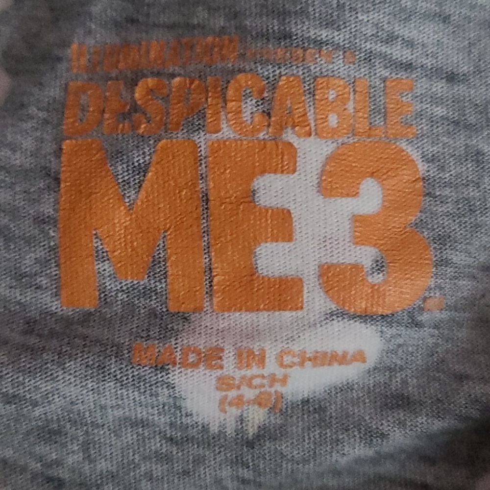A jumper - Picture 2 of 2